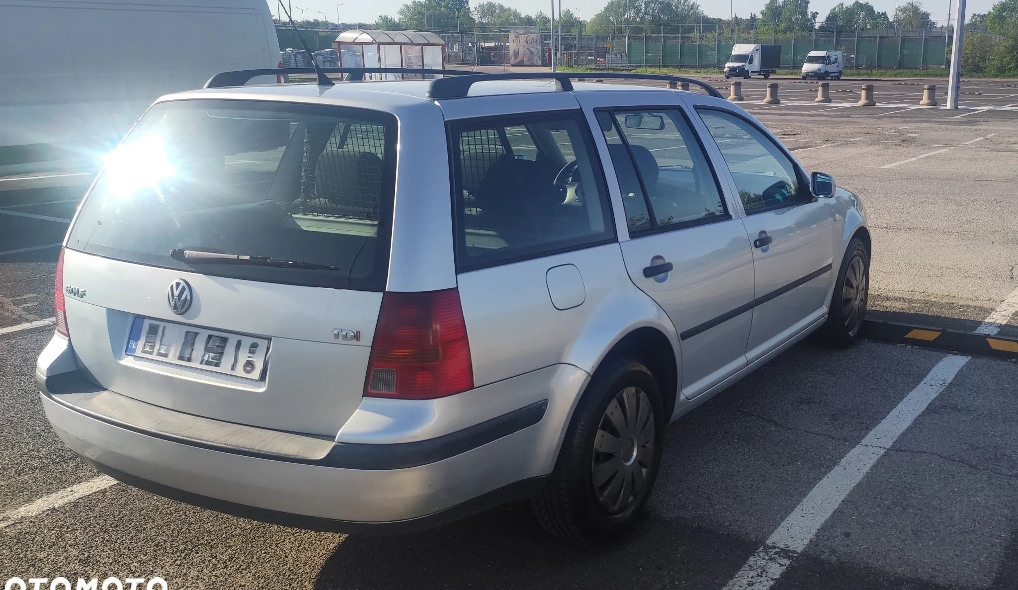 Volkswagen Golf cena 6800 przebieg: 348000, rok produkcji 2001 z Warszawa małe 172